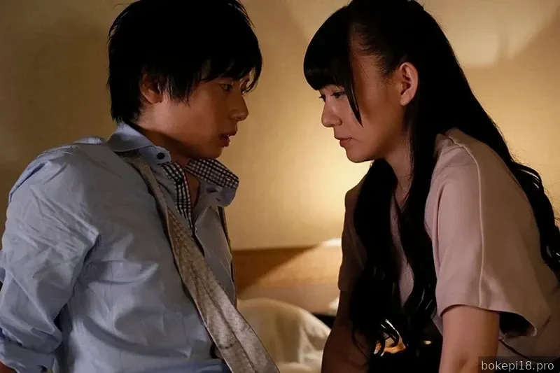 SILK-132 Kekasihnya itu tak mengetahui kalau kekasihnya itu selingkuh dengan rekannya