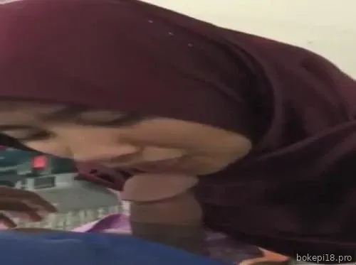 Asisten Jilbab Disuruh Bj Di Kantor