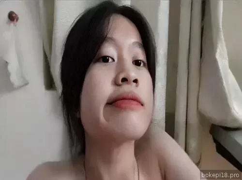 Gadis itu memberi kutukan karena kecanduan vagina....