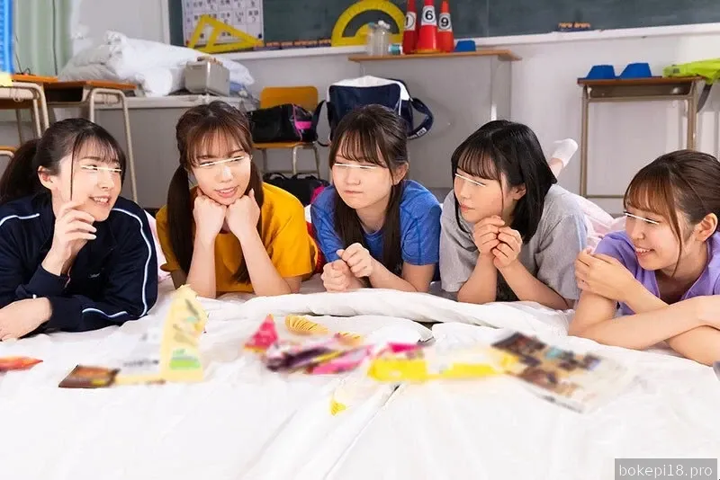 HUNTB-631 Berpura-pura menjadi pelacur untuk masuk ke kelas perkumpulan mahasiswa dan hasil akhirnya