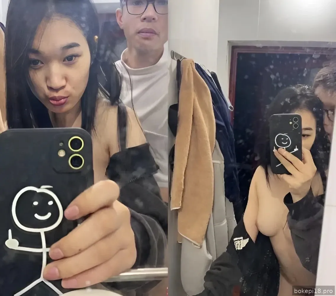 Kenangan bersamamu di depan cermin