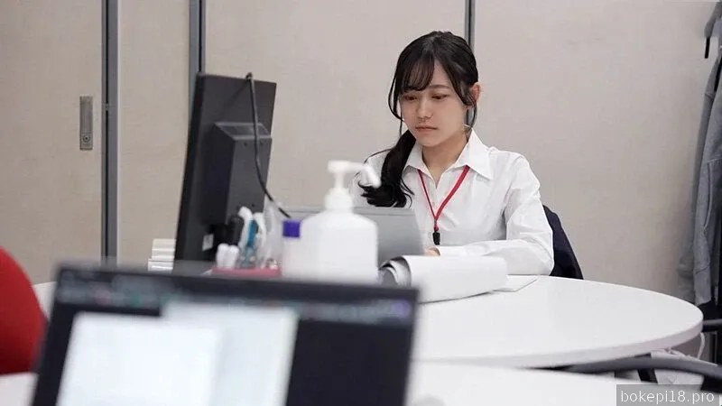 SDJS-202 Lembur dengan rekan saya yang lucu